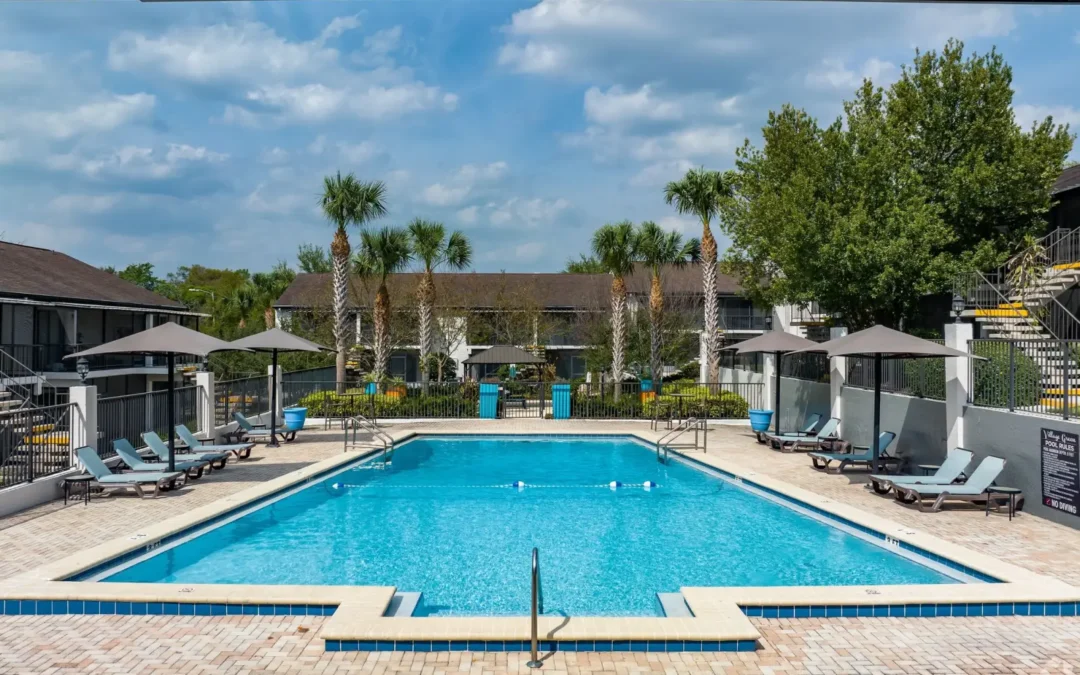 A Summer Weekend Near Apartments Altamonte | The Essex